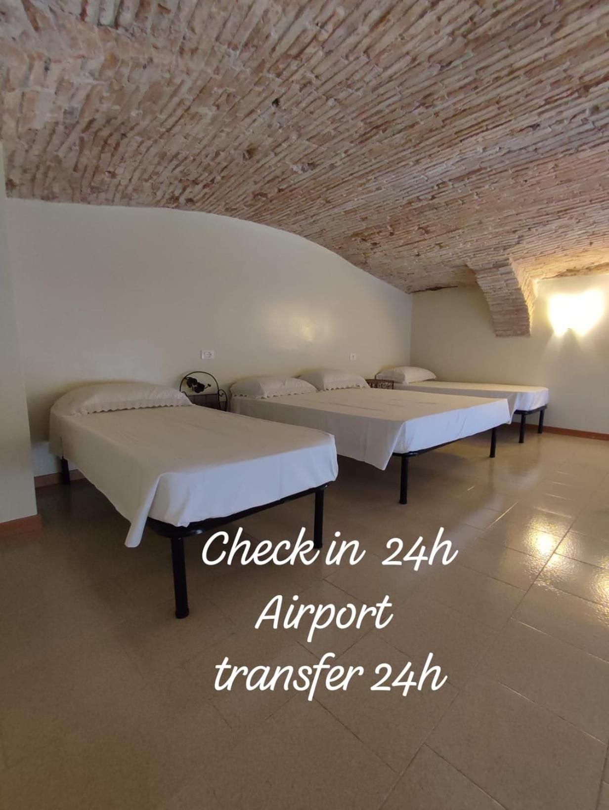 Casa Vacanze Bella-Host By Foresteria Bergamo Bella ภายนอก รูปภาพ